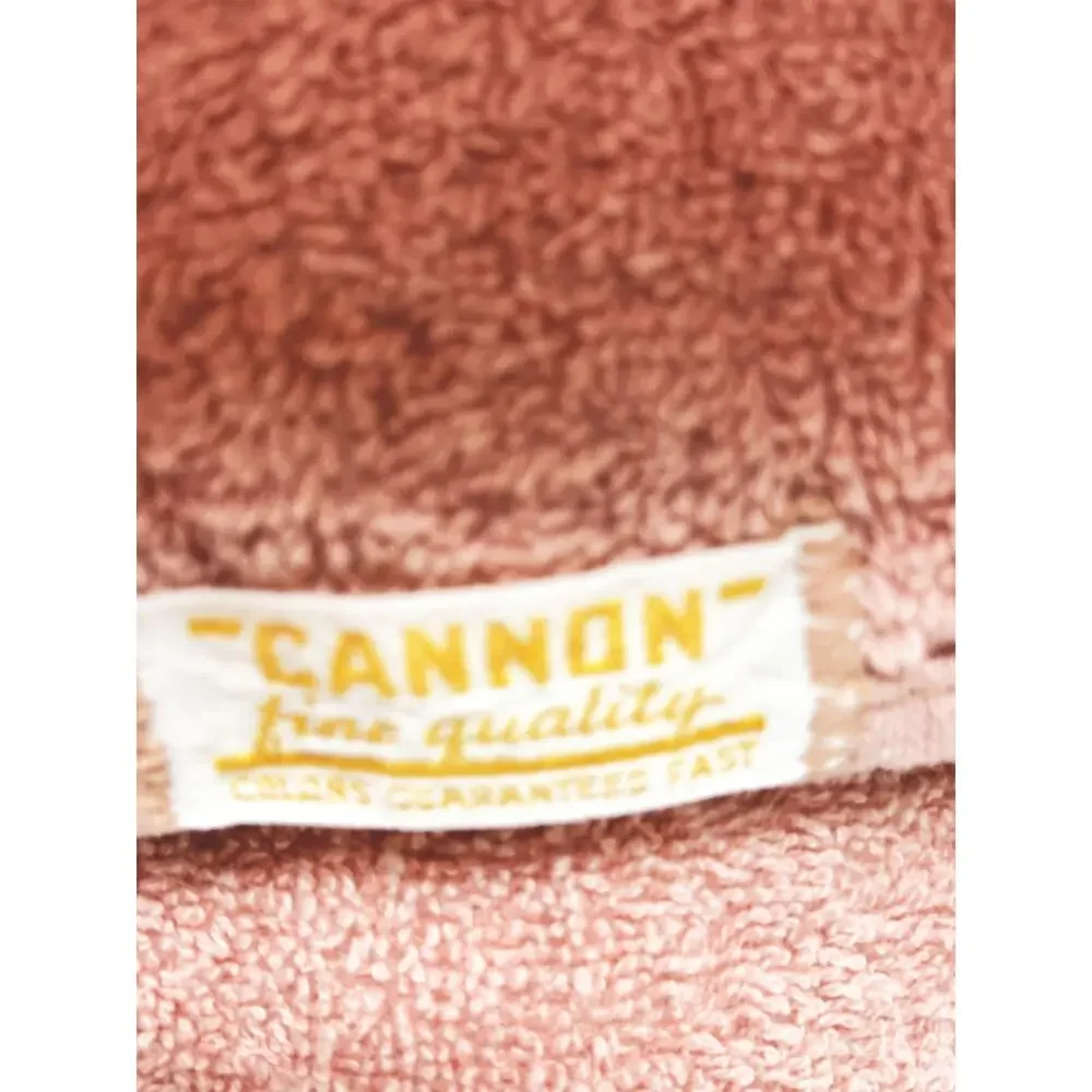 Vintage 1980s Set 5 Cannon Pink Greek Key Trim Bath Hand Towels and Wash Cloths